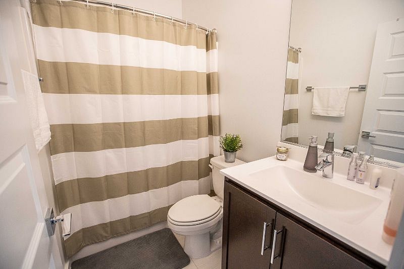 The Spot In Manchester 1106B - Bedroom1/Bath