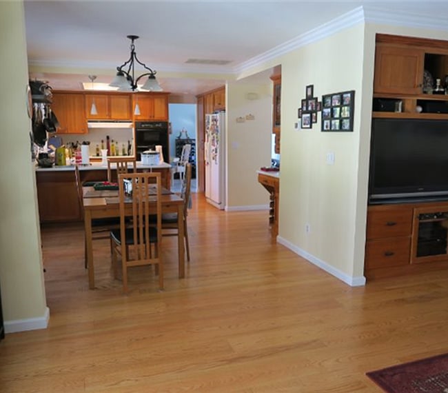 Furnished Finder property 221310_1 photo 6