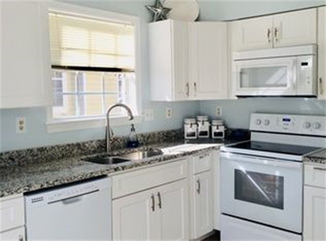 Furnished Finder property 221426_1 photo 3