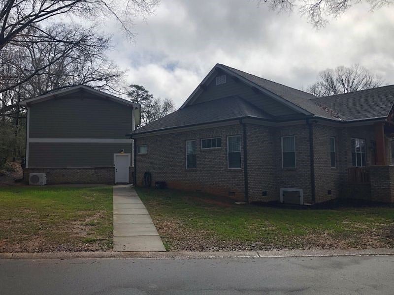 House and Apartment