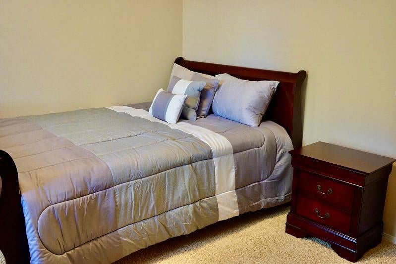 Furnished Finder property 221503_1 photo 7