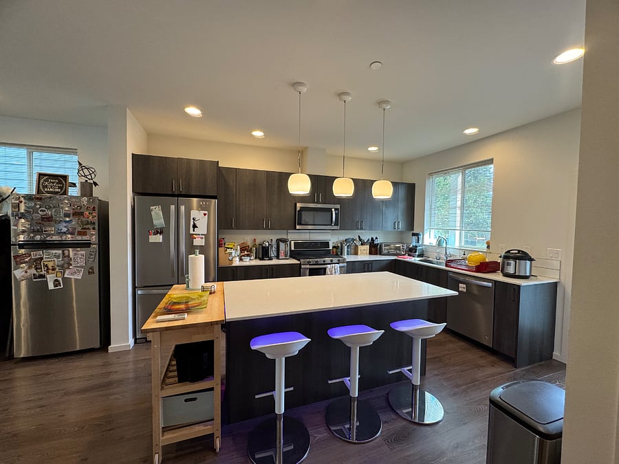 Kitchen (second floor)