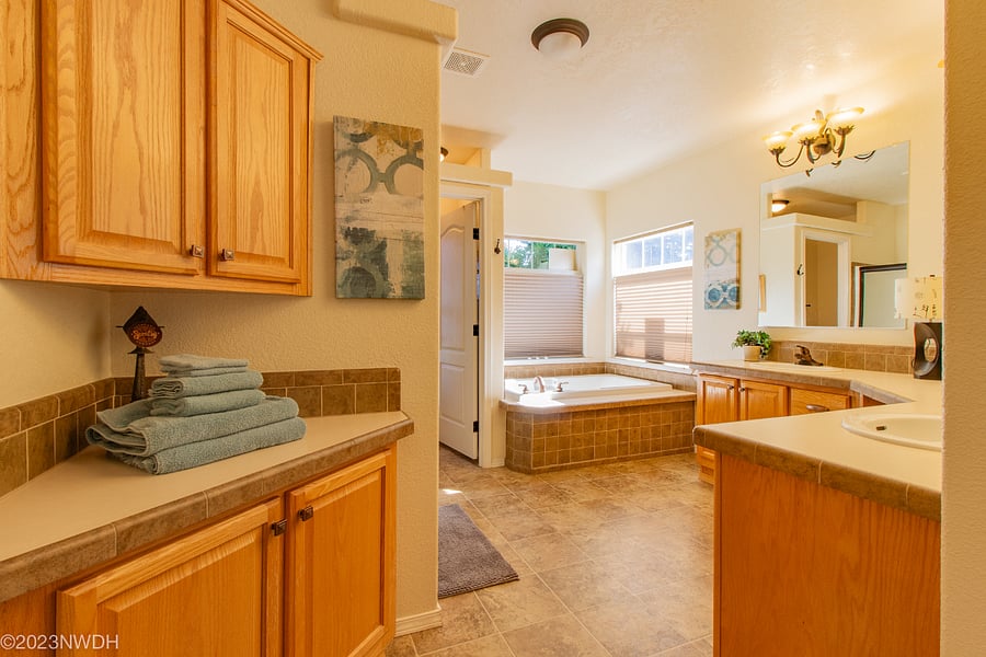 Large primary bath