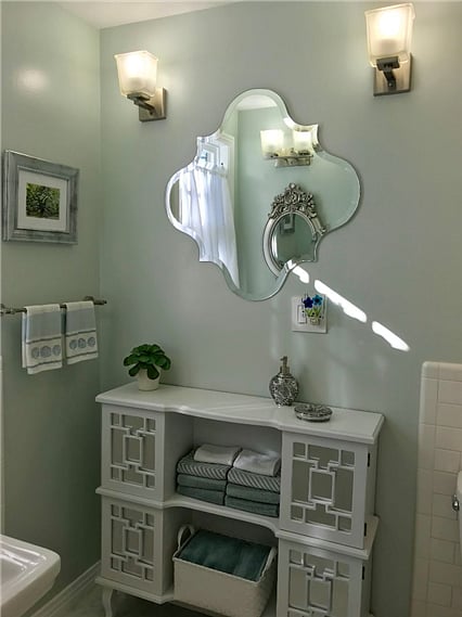 Bathroom photo # 1