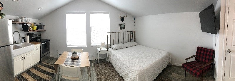 Pano of the living and sleeping space.
Casper mattress and pillows