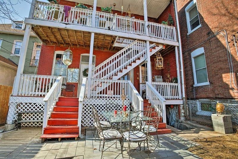 Back Deck 1st & 2nd Floors