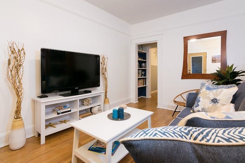 Furnished Finder property 222590_1 photo 9
