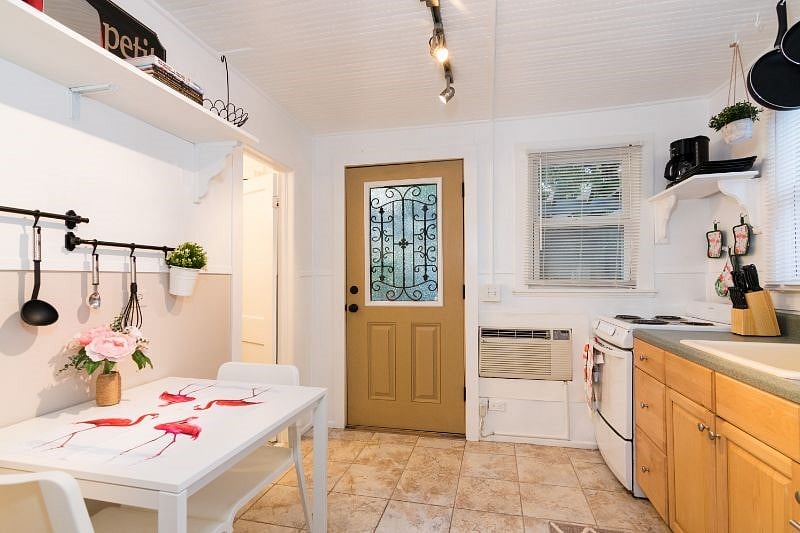 Furnished Finder property 222590_1 photo 19
