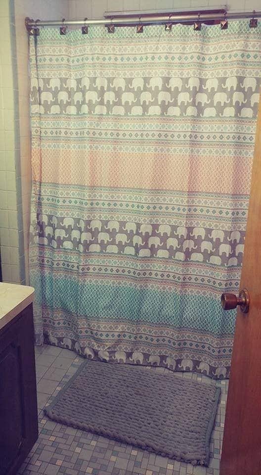 Upstairs bathroom. 