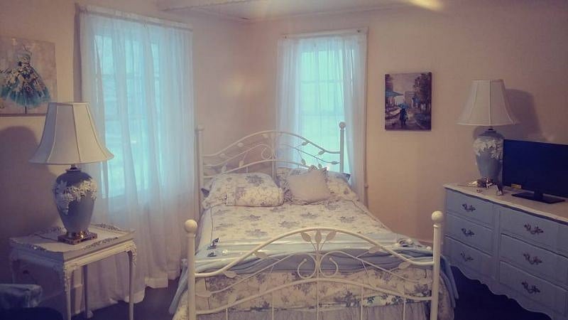 Master blue and white elegance room