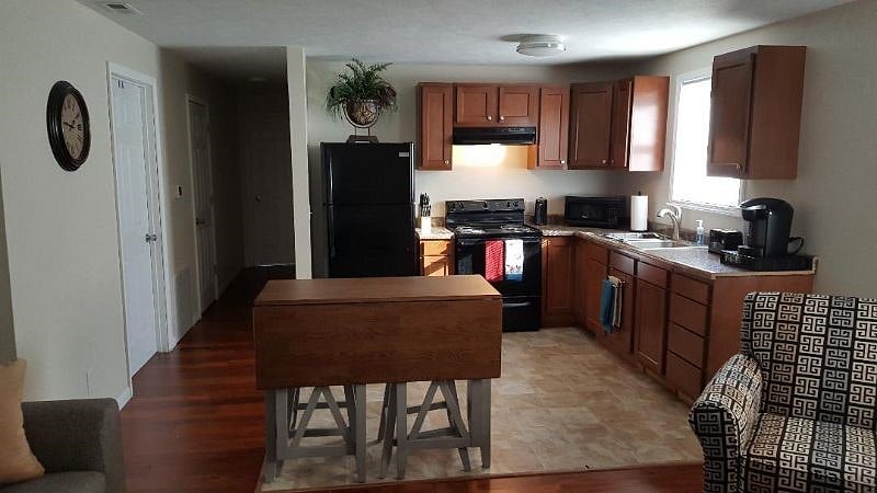 Kitchen/dining