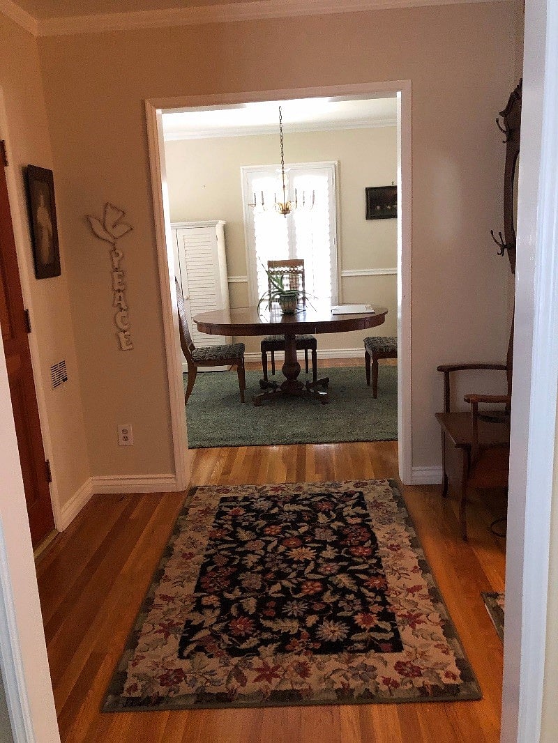Entry & dining room