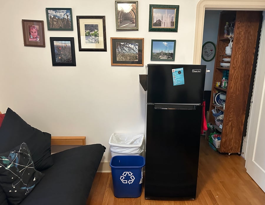 New 7.3 cf fridge/freezer.