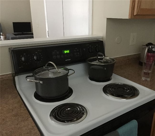 Kitchen/Stovetop