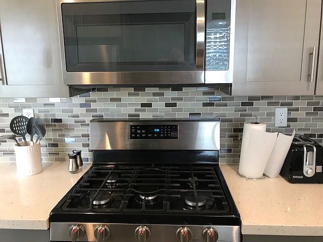 Furnished Finder property 223728_3 photo 9