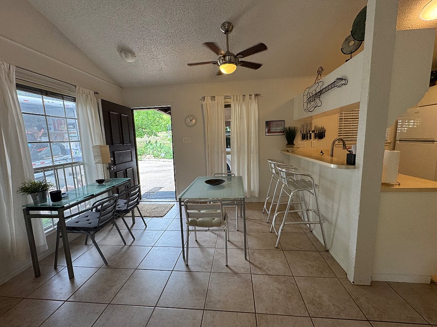 Furnished Finder property 224398_1 photo 3