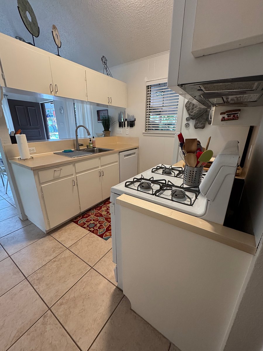 Furnished Finder property 224398_1 photo 4