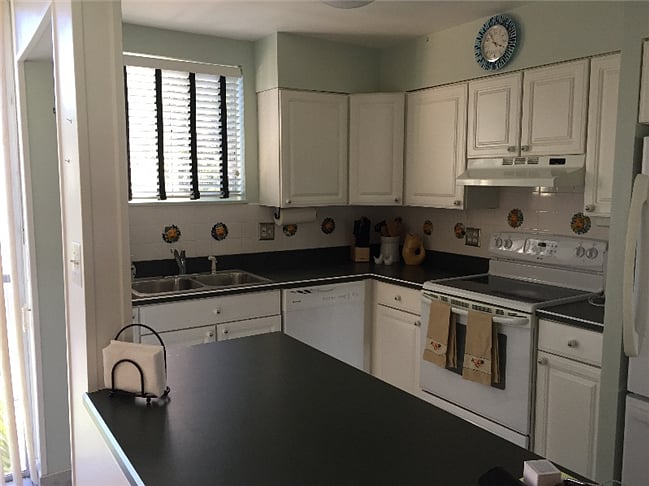 full kitchen--and with all flatware, utensils, appliances