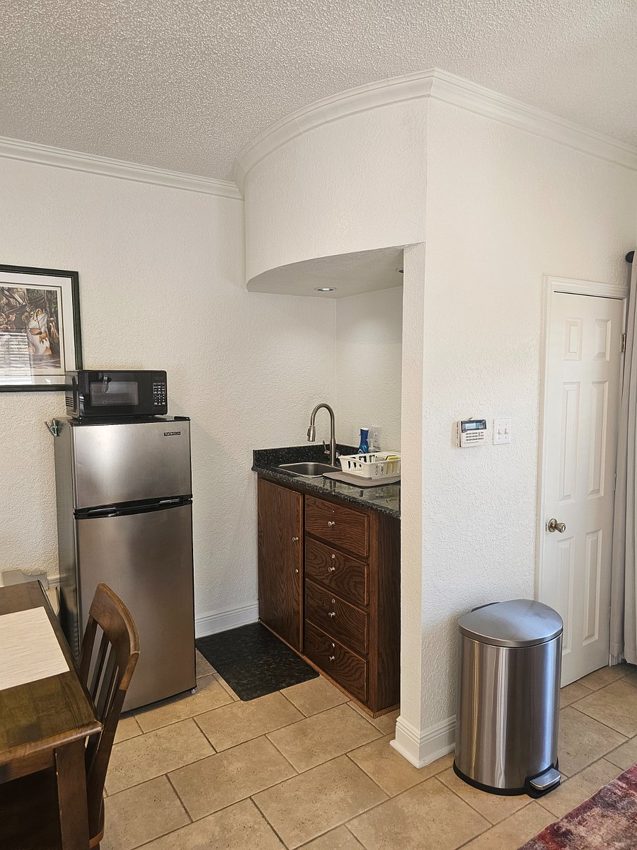 Furnished Finder property 225266_1 photo 3