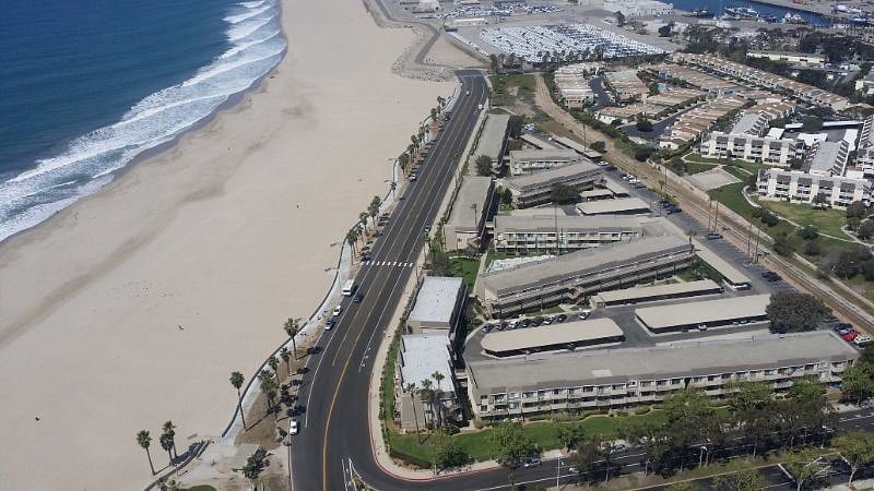 Yes we are really close to the ocean!
