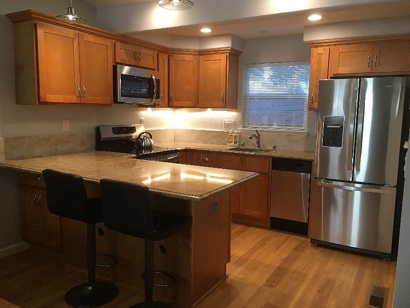 Furnished Finder property 225416_1 photo 3