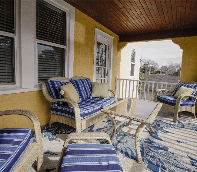 Upstairs Porch 