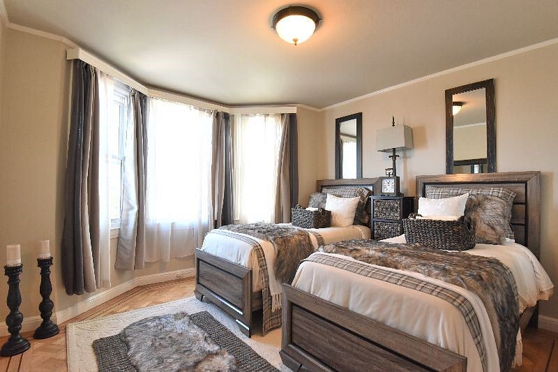 Wooley Wolf Room