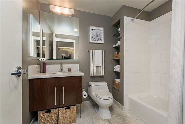 Spacious bathroom.