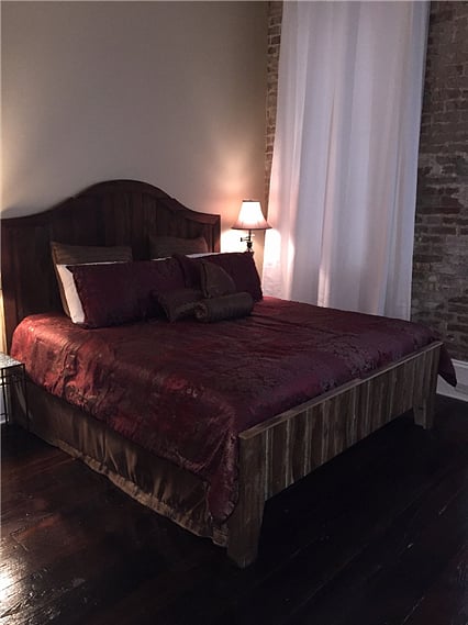 Bedroom
King Size Bed