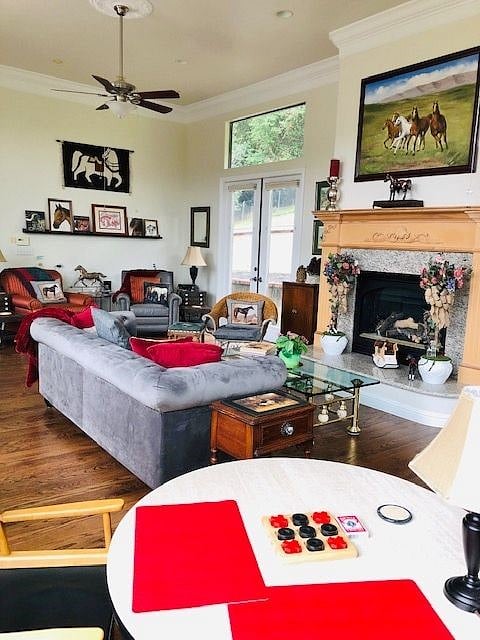 Private Country Mansion Safe, Gated, Quiet Furnished Fresh Air Studio C