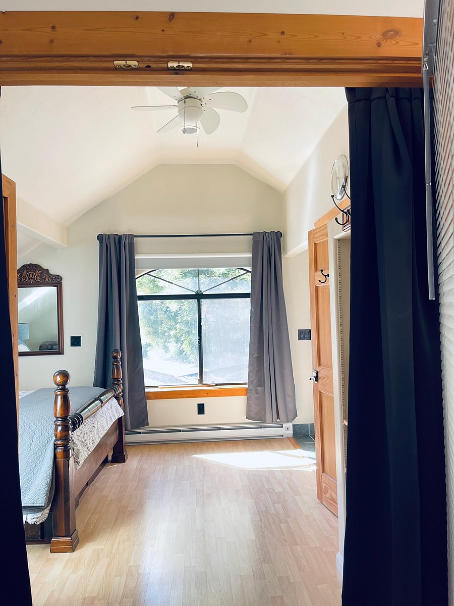 Private Mansion Safe, Gated, Quiet Carriage House Apt E  black out curtains throughout