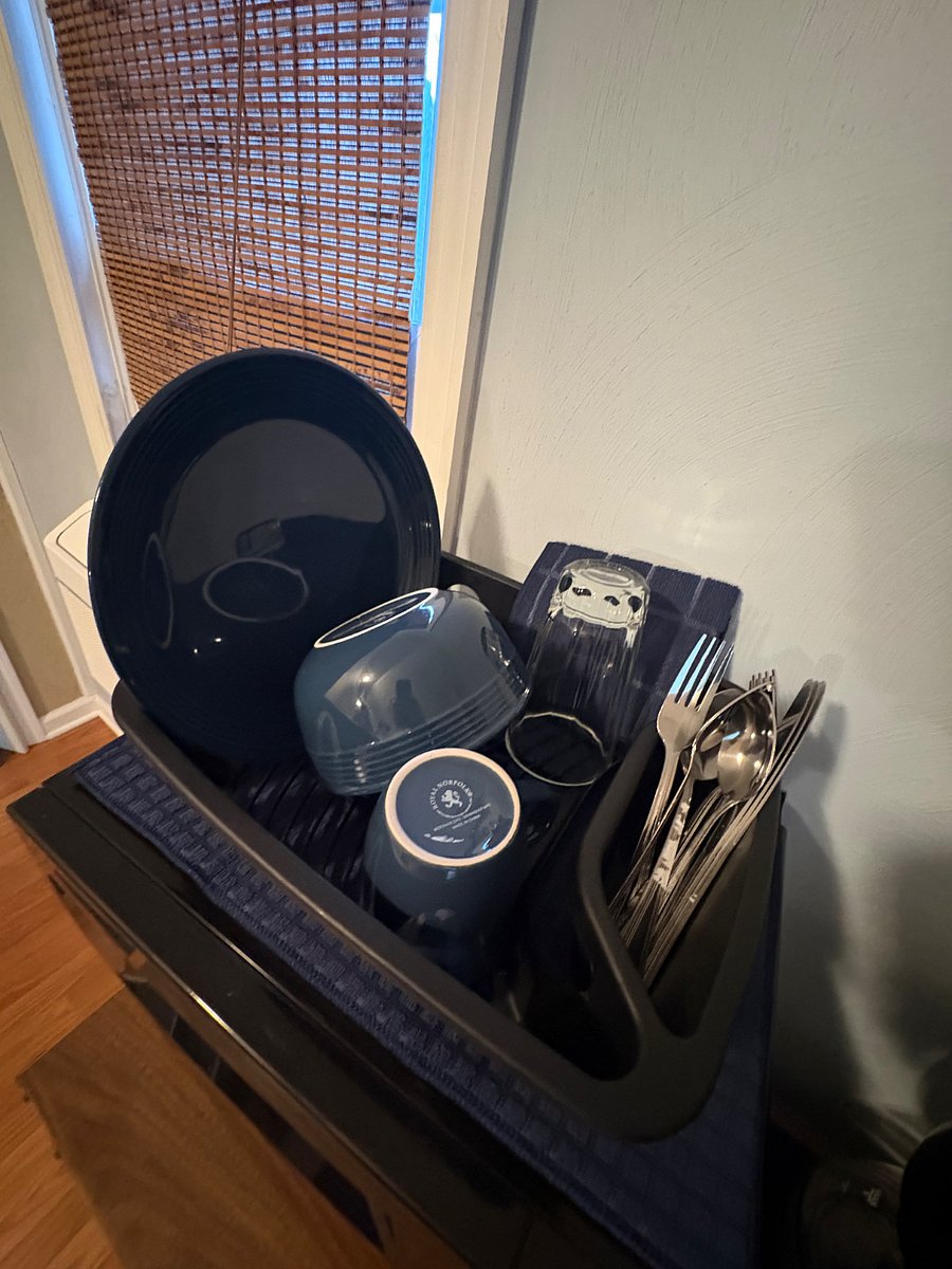 A few dishes for your space. There are additional dishes in the downstairs kitchen. Dishes must stay on-site. Please bring your own to-go containers and mugs, etc.