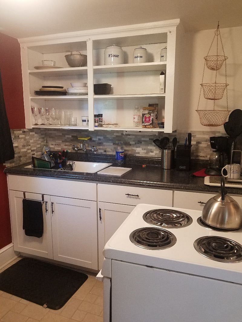 Kitchen - right