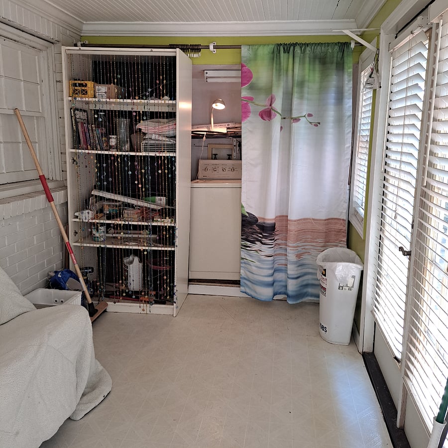Common area - washer/dryer, storage
