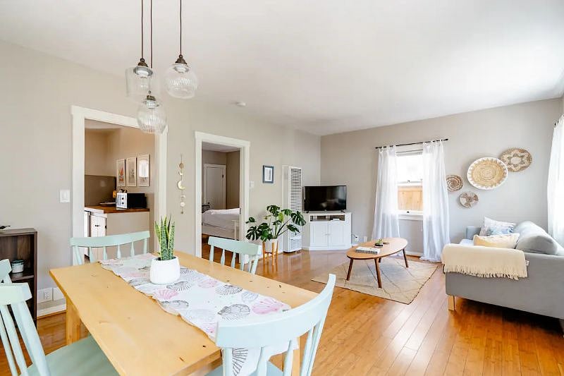 Furnished Finder property 225900_1 photo 4