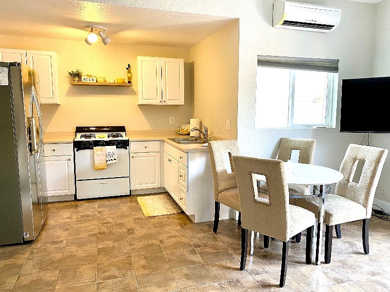 Furnished Finder property 226086_2 photo 3