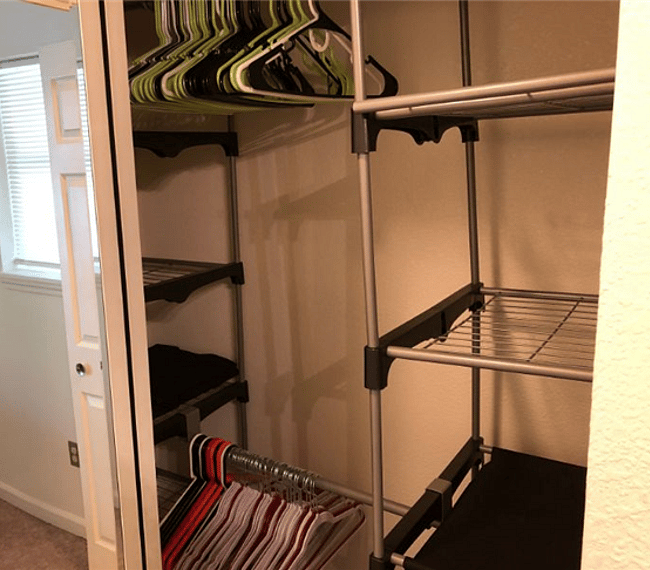 Closet with modular shelving