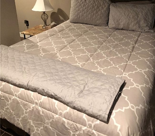 queen bedroom