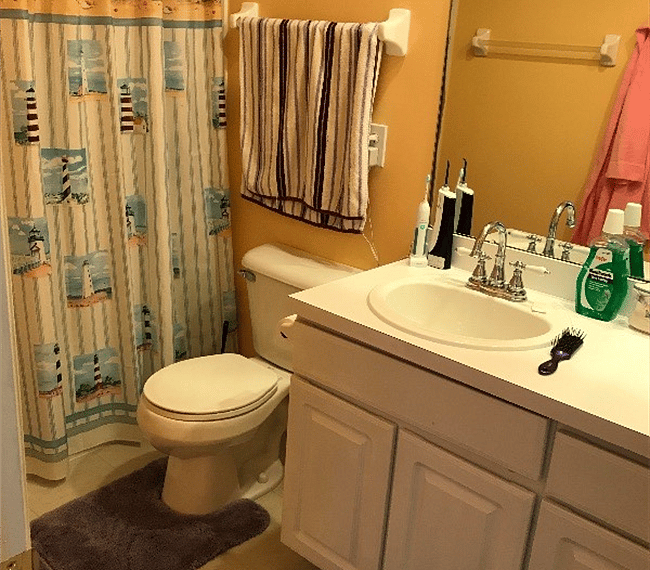 One of the bathrooms, this one with the bathtub 