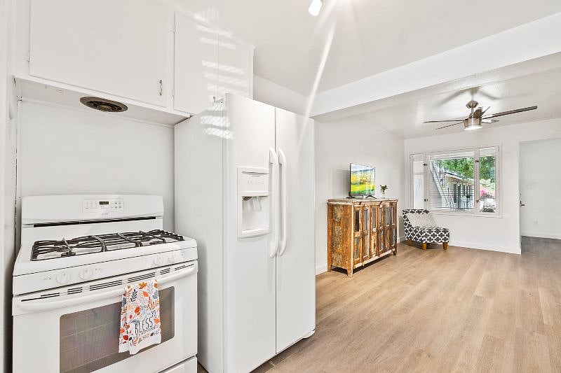 Full Size Fridge & Stove for all your cooking needs!