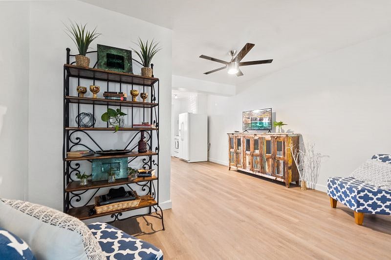 Large & Spacious living space! Plenty of room for activities