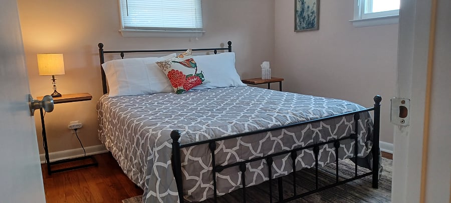 A: 2nd BR with mountain views
