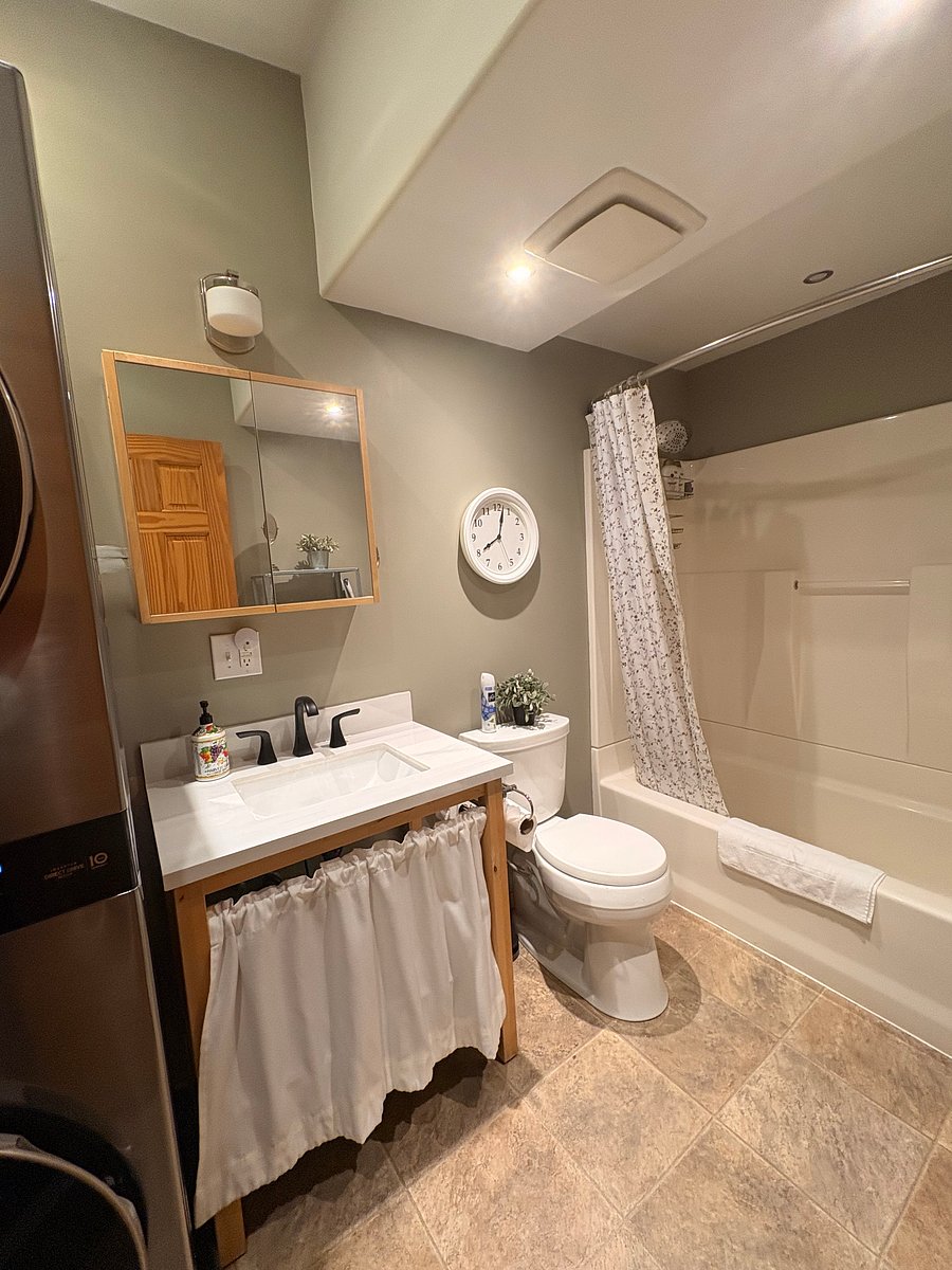 Furnished Finder property 226855_1 photo 25