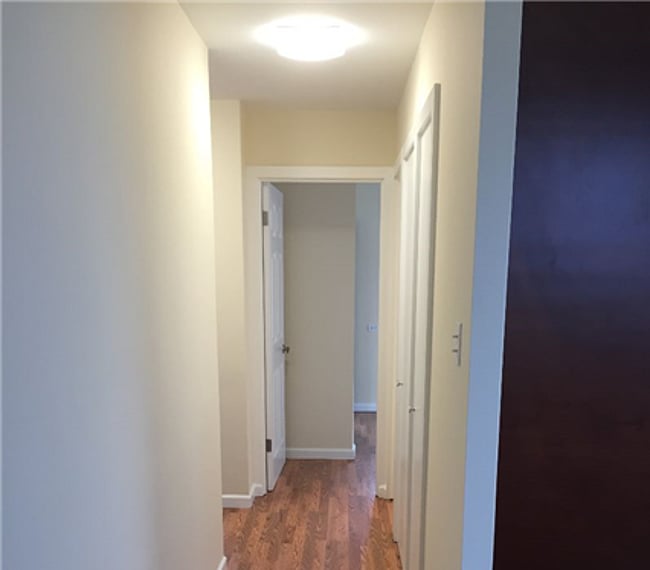 Hallway leading to baths & bedrooms