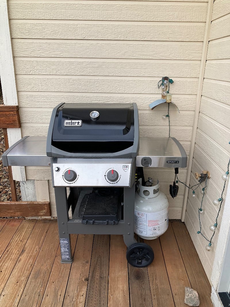 Weber grill with separate burner for pots/pans