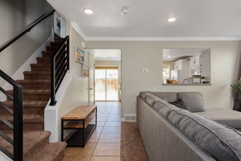Entry way 