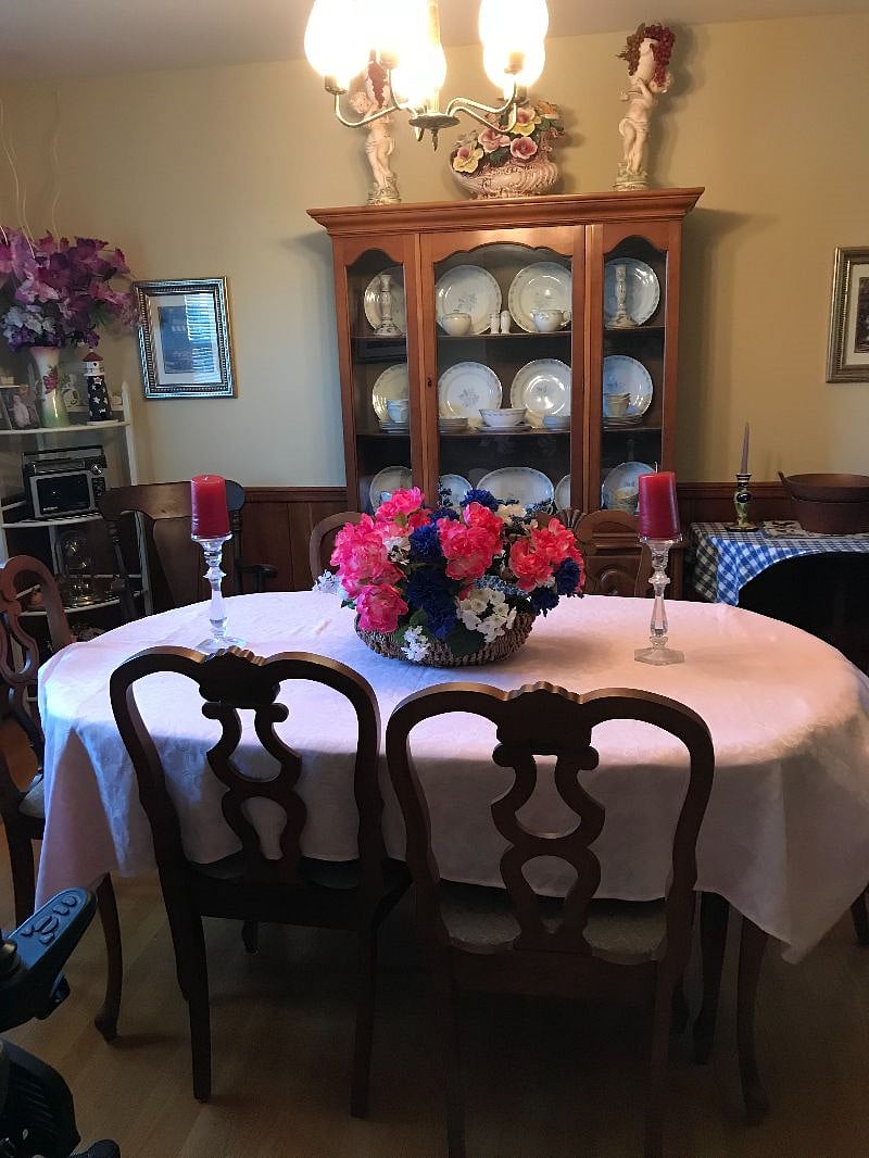 Formal Dining Room-(use if needed) Please do not use dishes or glasses in Dining room cabinets. Thank You.