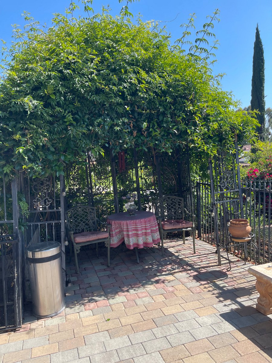 Furnished Finder property 227050_1 photo 17