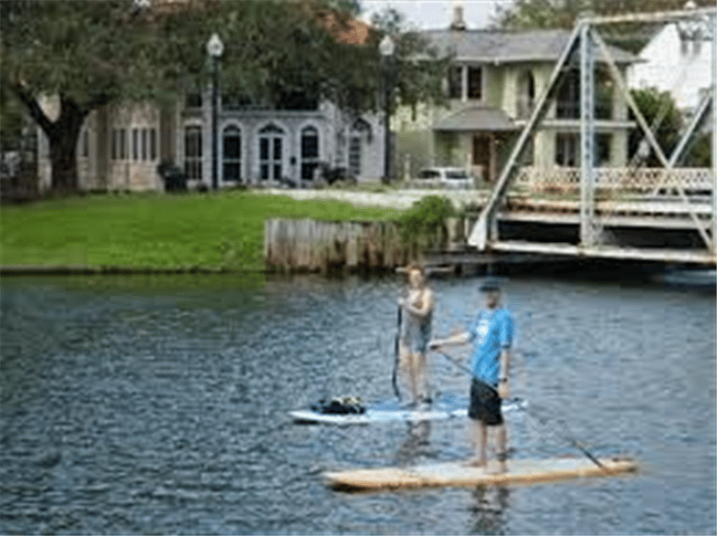 Paddle boarding on Bayou St John ONLY A FEW BLOCKS AWAY FROM THE COTTAGE
