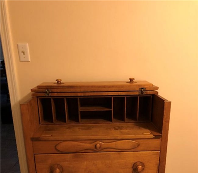 BDRM dresser-Charles Lindberg Themed